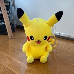 Pokémon Pikachu stuffy/bag/purse